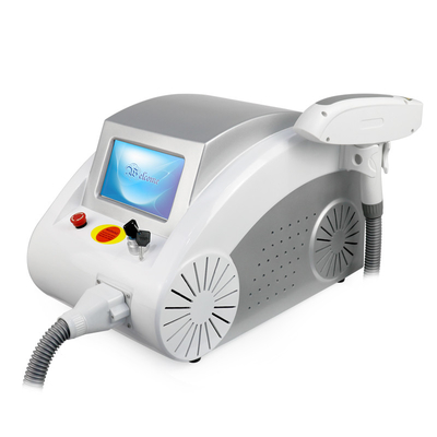 ポータブル Q スイッチ付き Nd Yag タトゥー除去レーザー カーボン 皮剥き 肌洗浄 美容機