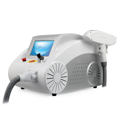 ポータブル Q スイッチ付き Nd Yag タトゥー除去レーザー カーボン 皮剥き 肌洗浄 美容機