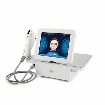 3つのカートリッジを備えたHIFU美容機器、美容サロン用3D 4D HIFUフェイシャル引き締めポータブル美容機器